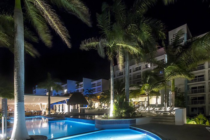 Fiesta Americana Cozumel All Inclusive Pool Pictures & Reviews - Tripadvisor