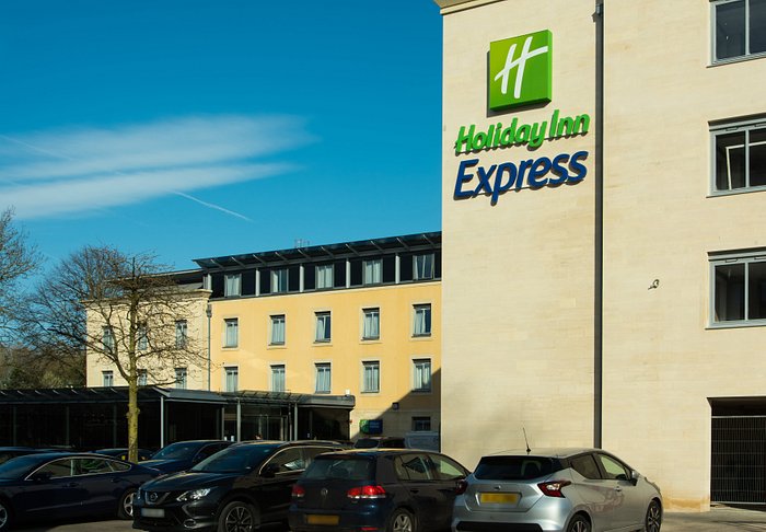 Car Park - Picture of Holiday Inn Cardiff City, An IHG Hotel - Tripadvisor