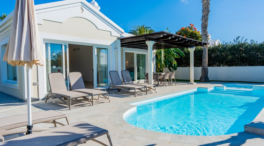 POOL AREA VILLA CLASSIC
