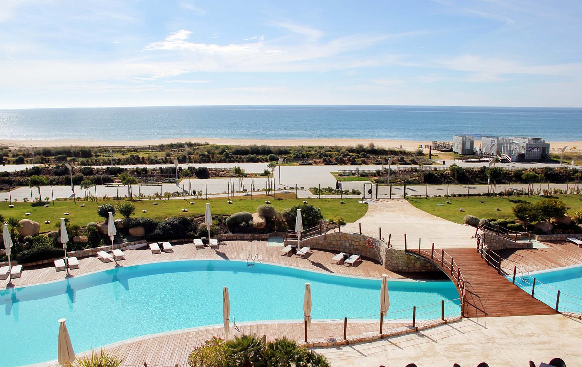 Crowne Plaza Vilamoura - Algarve Pool Pictures & Reviews - Tripadvisor