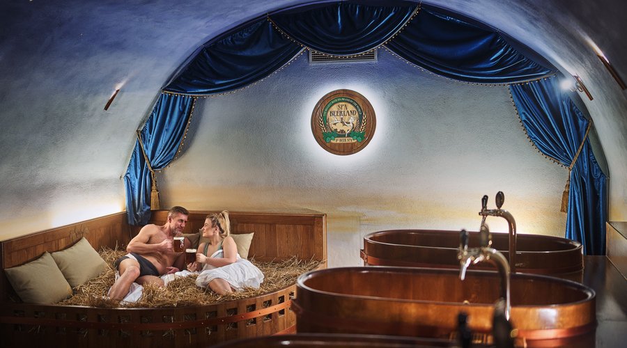 Spa Beerland Chateaux Prague - Relax in Astrologist Room