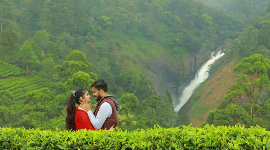 Couple experiencing their life time Moments at Aranyaka 