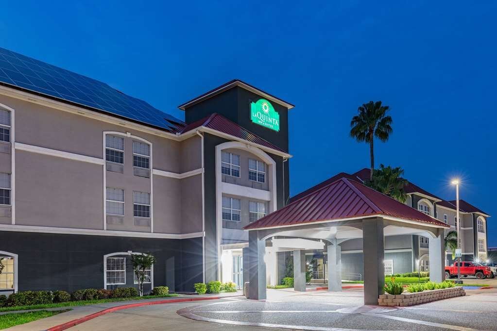 LA QUINTA INN & SUITES BY WYNDHAM PHARR RGV MEDICAL CENTER $72 ...