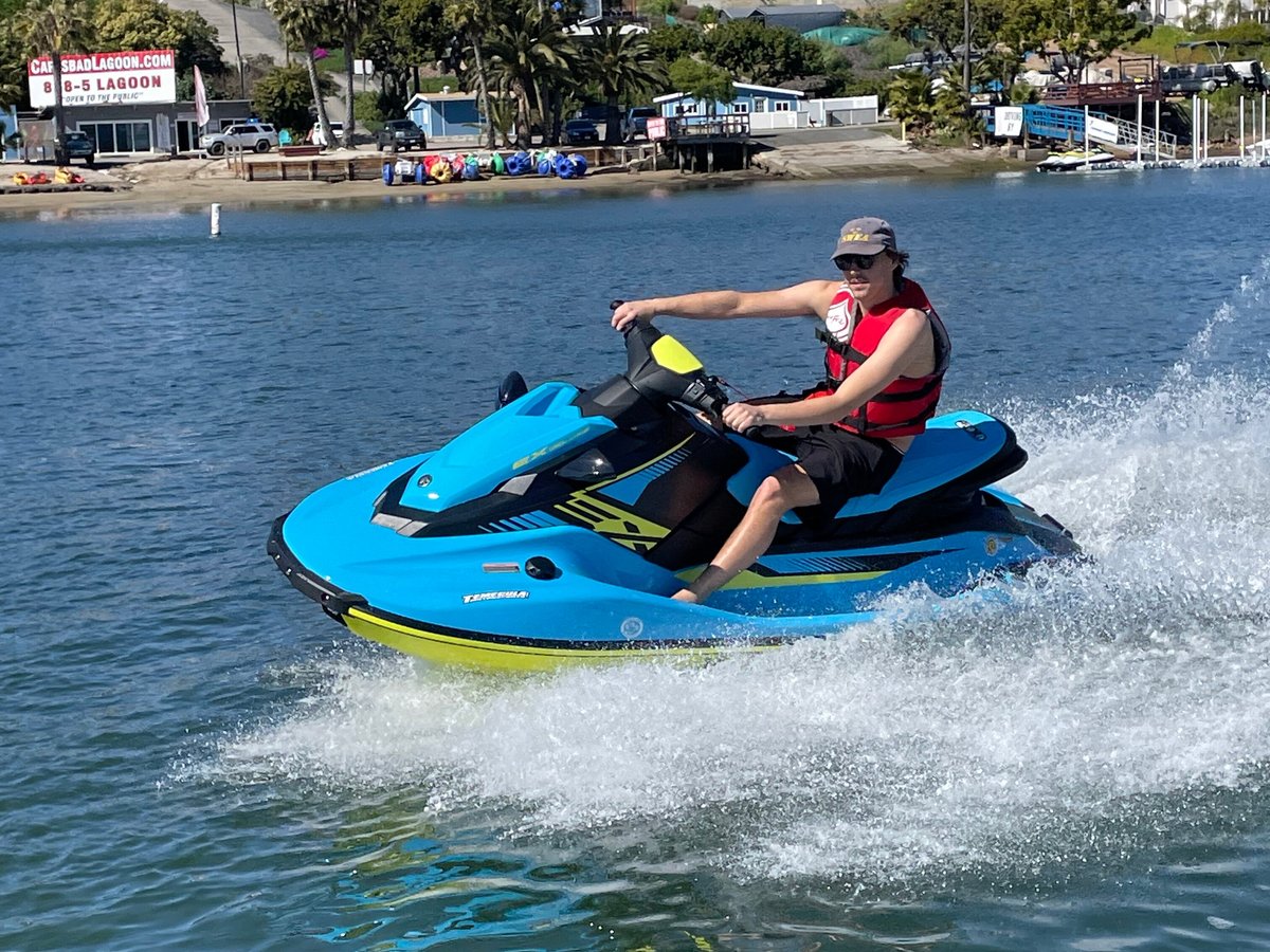 are dogs allowed at carlsbad lagoon