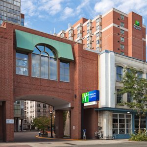 Adelaide Street entrance to our Courtyard - West of Jarvis Street.
