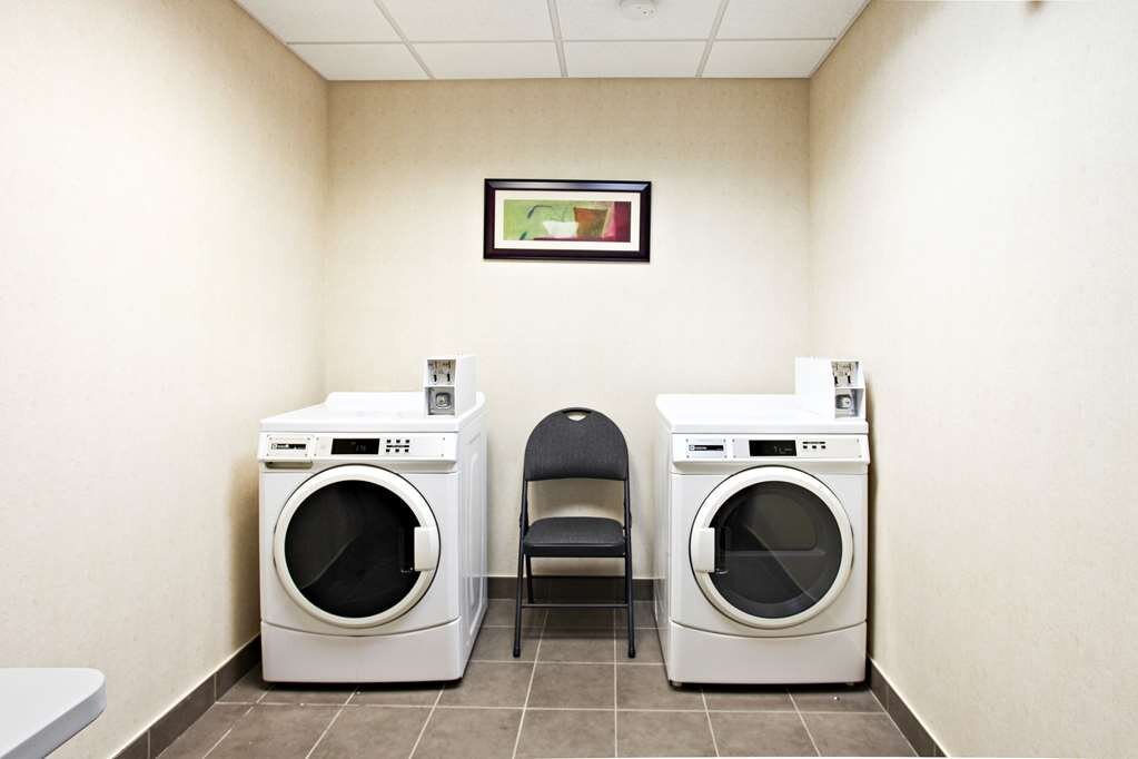 COMFORT INN SUITES Updated 2023 Prices Hotel Reviews Kincardine   Guest Laundry Facilities 