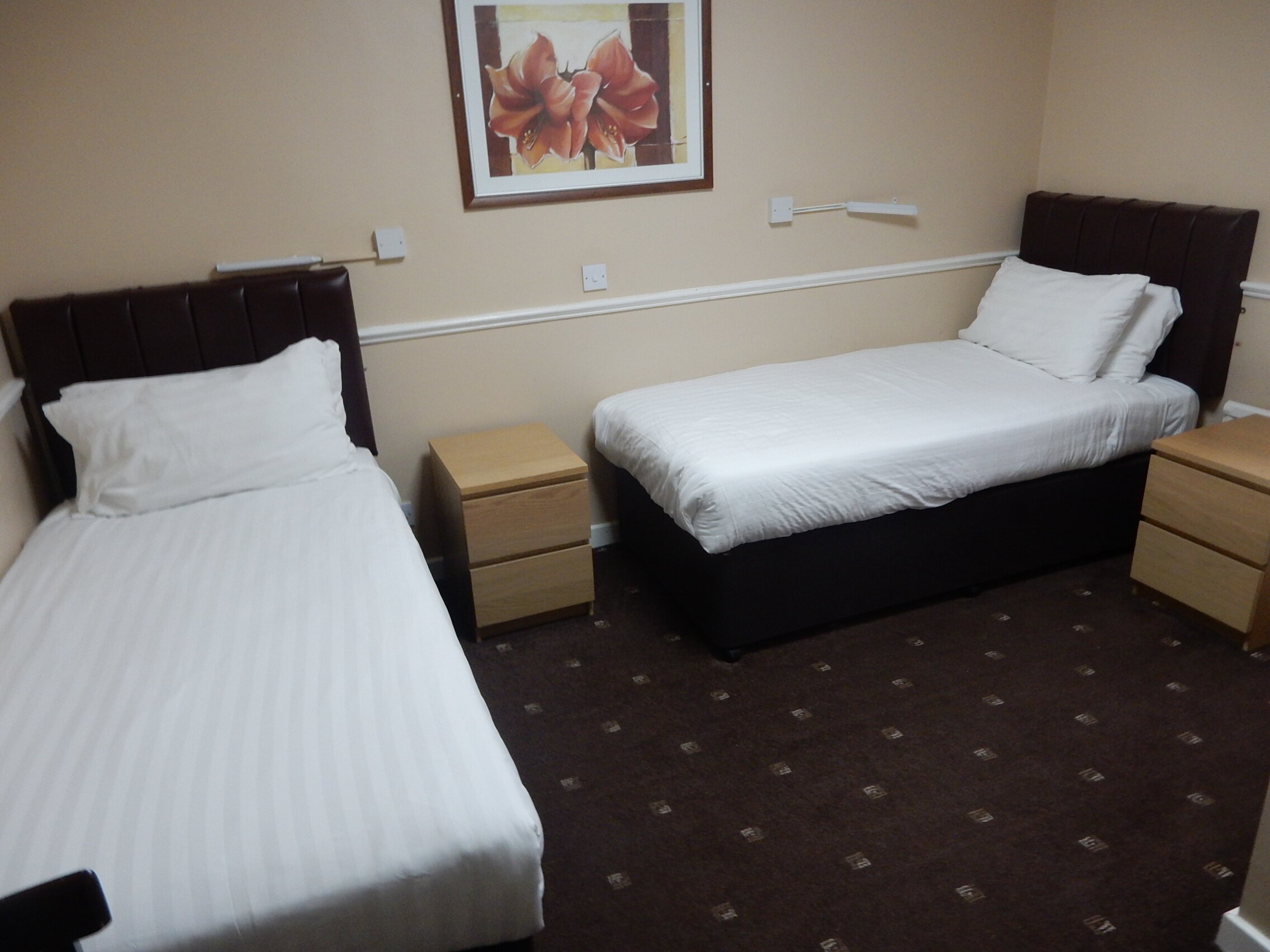 THE LAWTON HOTEL - Updated 2023 Prices & Guest House Reviews (Blackpool ...