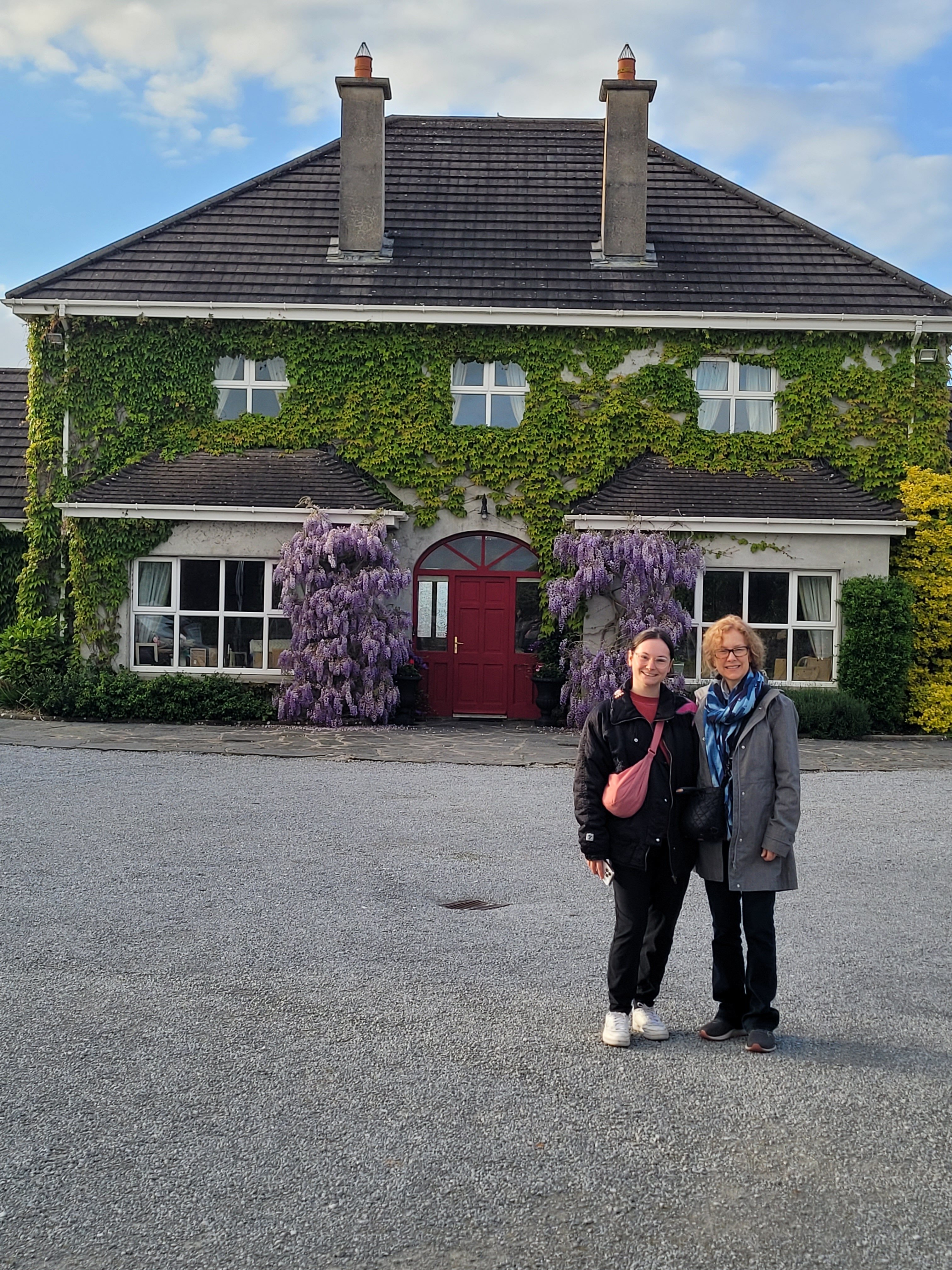 ADARE COUNTRY HOUSE - UPDATED 2023 Hotel Reviews & Price Comparison ...