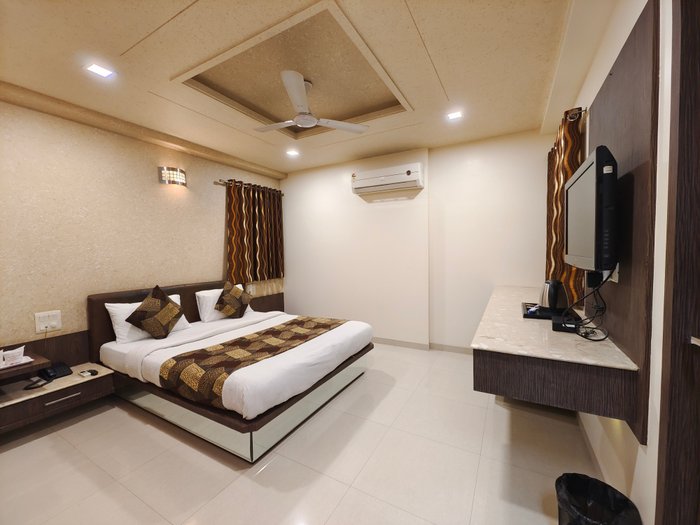 HOTEL VRAJ - Reviews (Jamnagar, India)