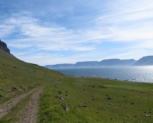 private day tours in iceland