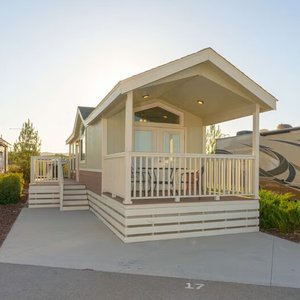 Cottage rentals have fridge, microwave, small stove, TV, wifi and private bathroom.