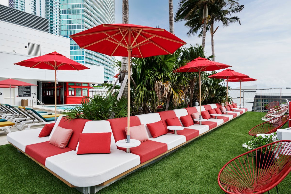 citizenM Miami Worldcenter Pool Pictures & Reviews - Tripadvisor