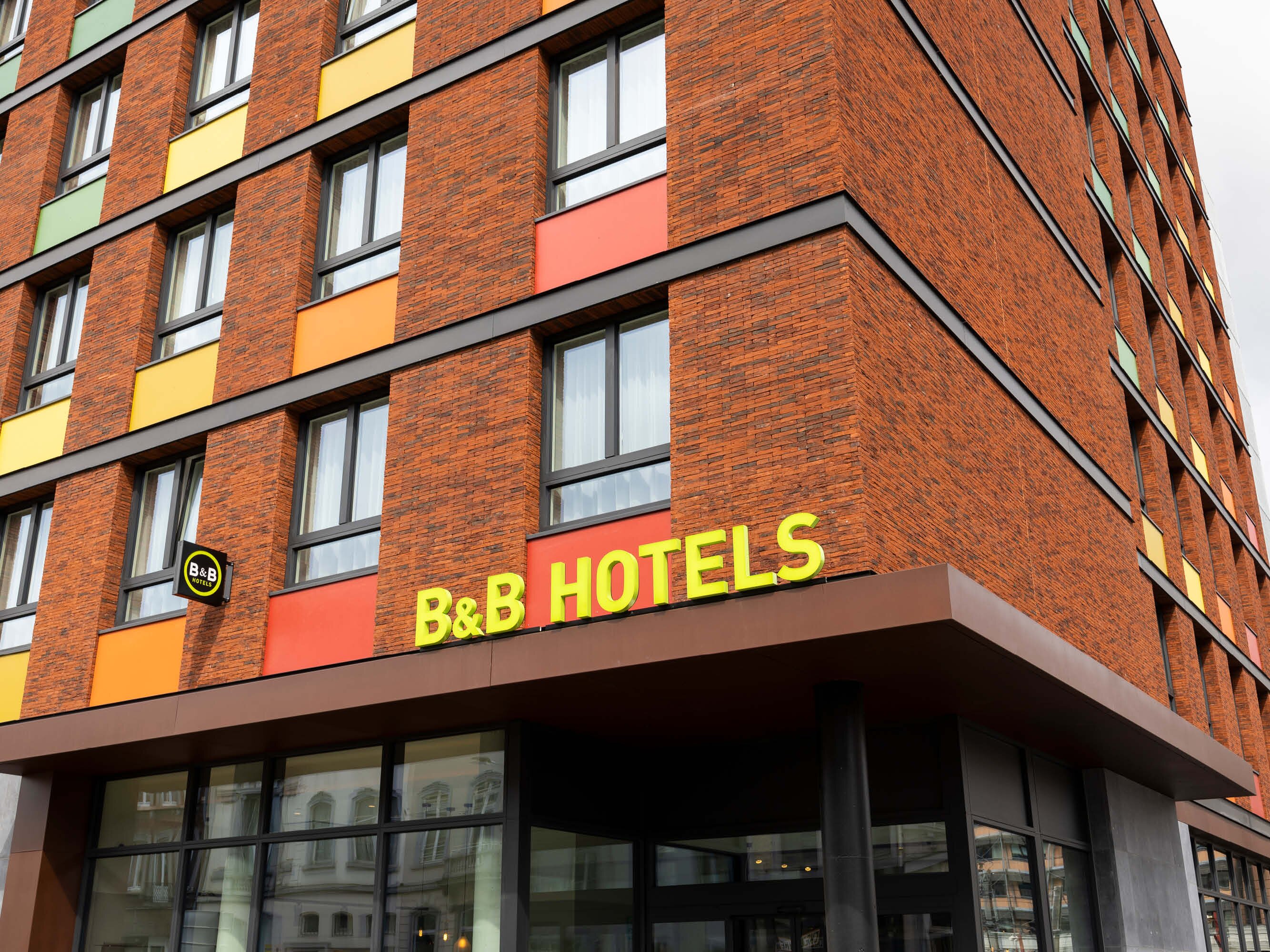 B&B HOTEL NAMUR - Prices & Reviews (Belgium)