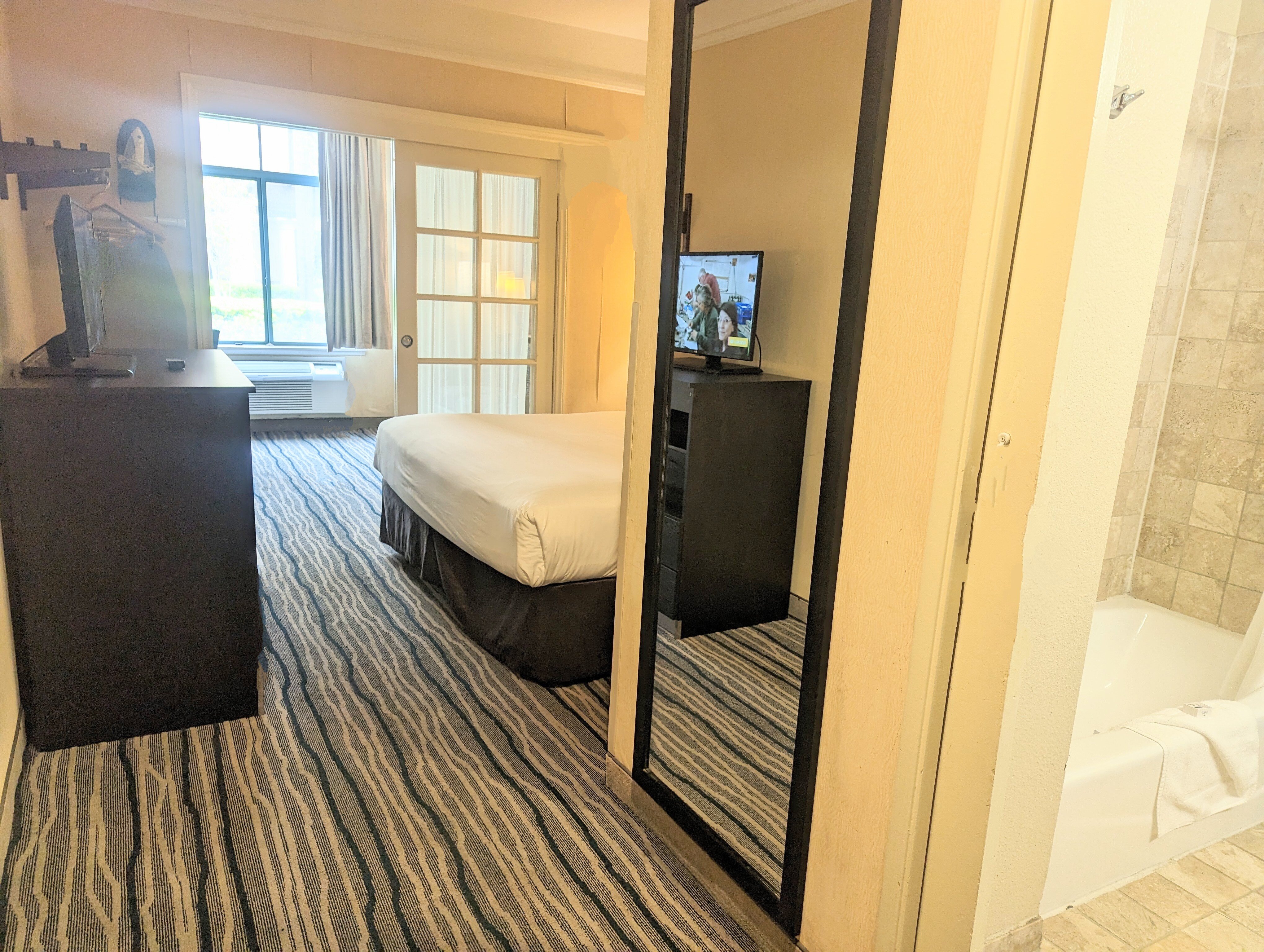 RAMADA SUITES BY WYNDHAM SAN DIEGO 94 1 1 6 Updated 2023 Prices   View From The Door When 