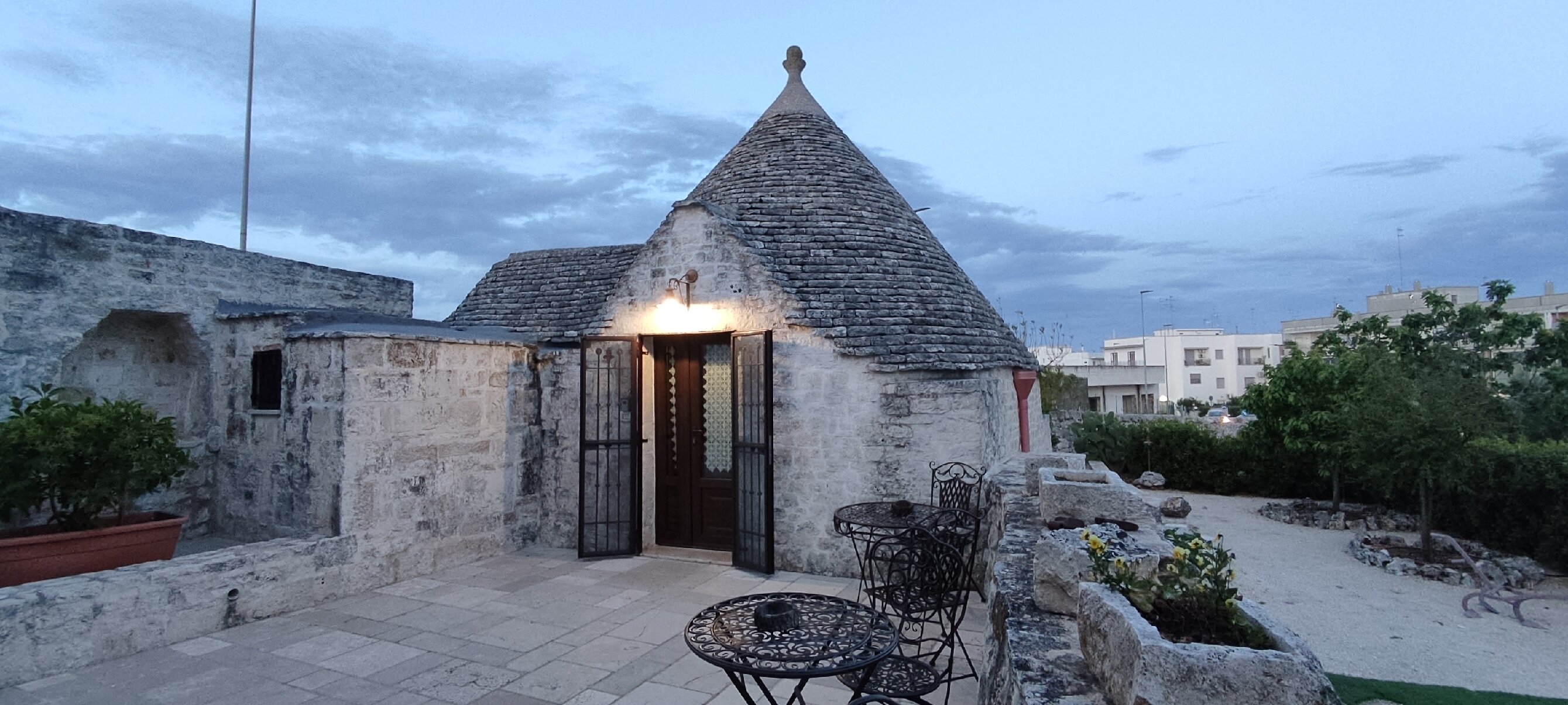 B&B I TRULLI DEI DESIDERI - Updated 2023 Prices (Alberobello, Italy ...