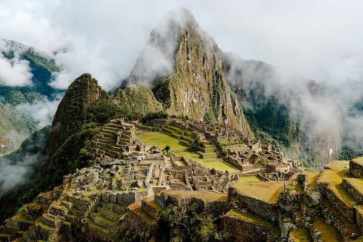 2024 (Cusco) Luxury Machu Picchu Tour by Hiram Bingham Train