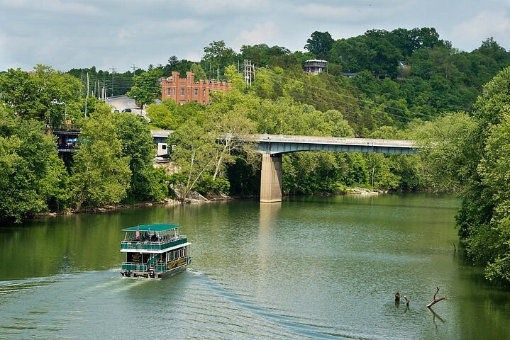 bourbon trail boat tours