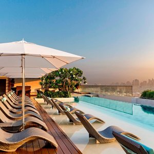 The Deck at the West Wing