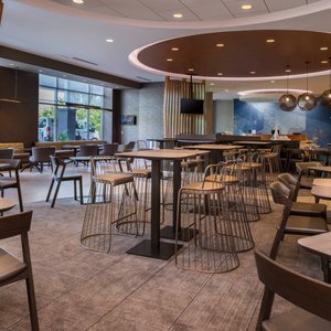 Lobby - Sitting Area