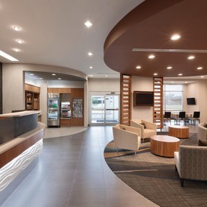 Front Desk & Market