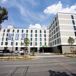 Front View Holiday Inn Express Darmstadt