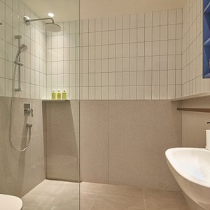 Studio Premier Bathroom
