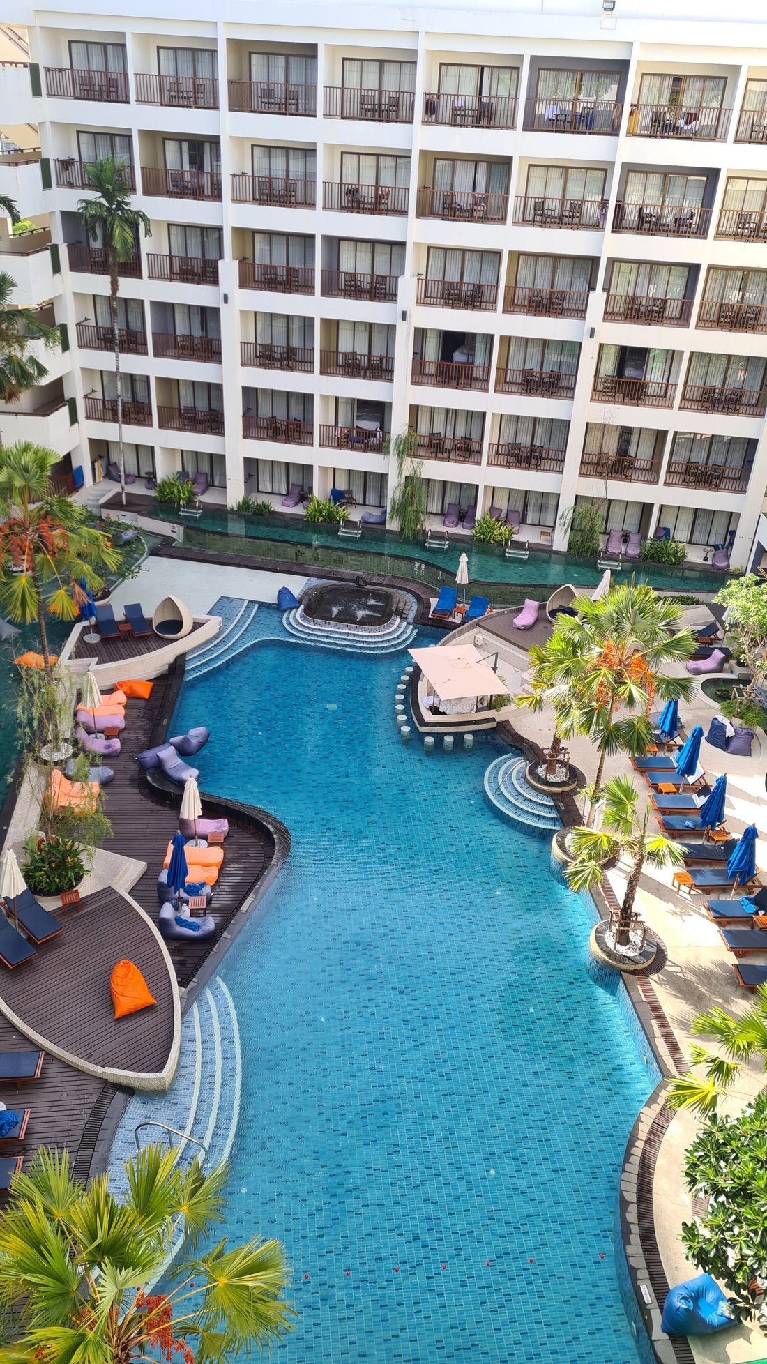 DEEVANA PLAZA PHUKET PATONG (Пхукет) - отзывы, фото и сравнение цен -  Tripadvisor