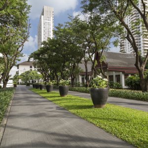 Sukhothai Urban Oasis Main Entrance