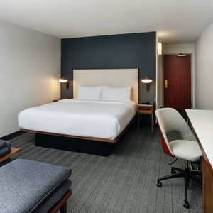 King Guest Room - Sofa Bed