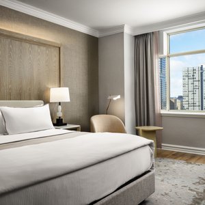 Executive Suite - King Bedroom