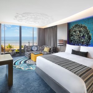 King Fabulous Guest Room