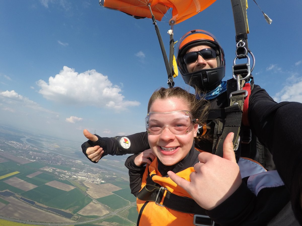 Skydiving Budapest, Будапешт: лучшие советы перед посещением - Tripadvisor