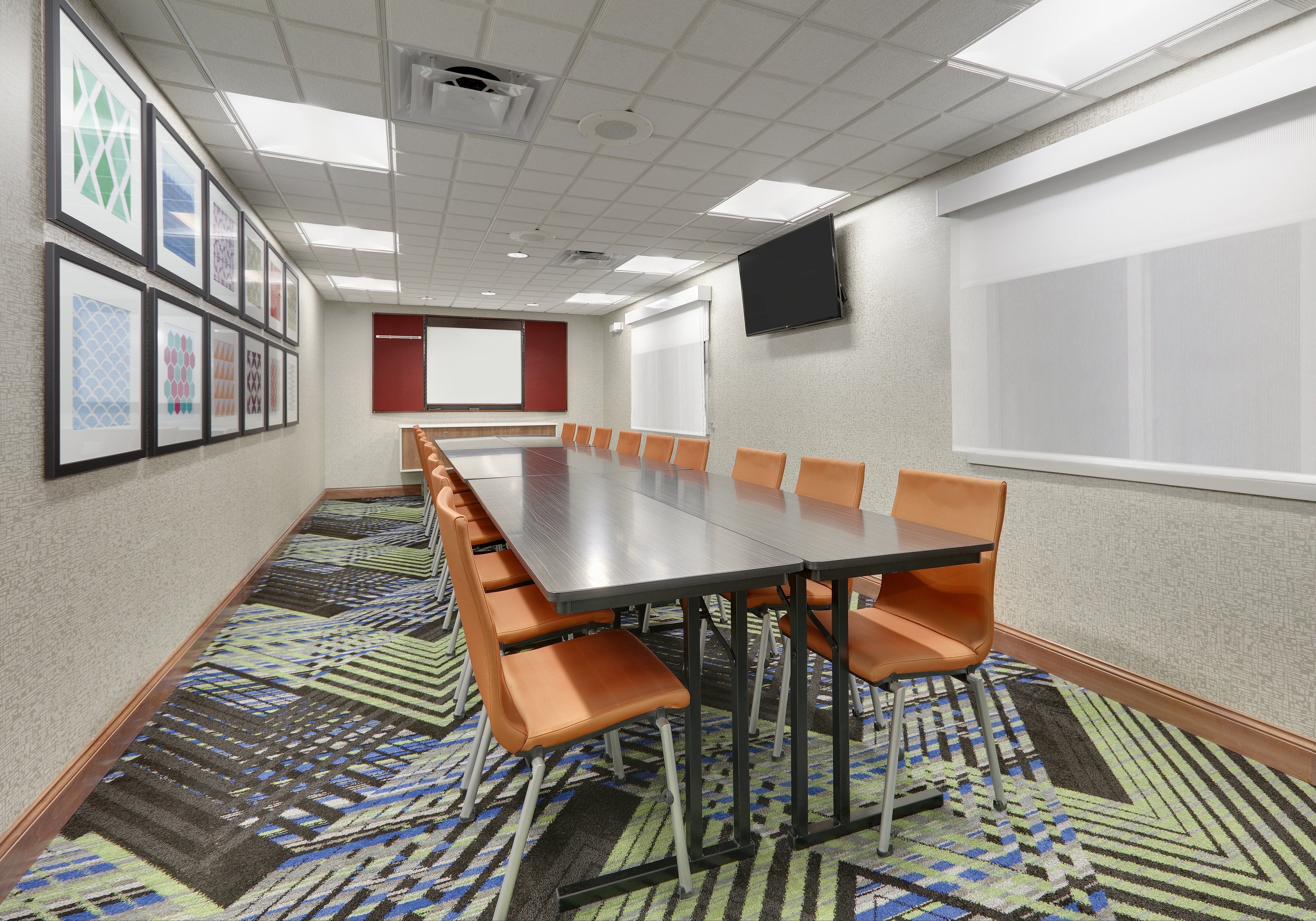 HOLIDAY INN EXPRESS SUITES MITCHELL 136 1 5 7 Updated 2023   Meeting Room 