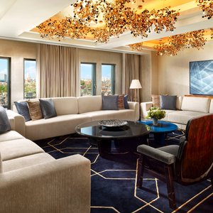 Royal Suite Living Room Bay View