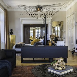 X-Large Suite