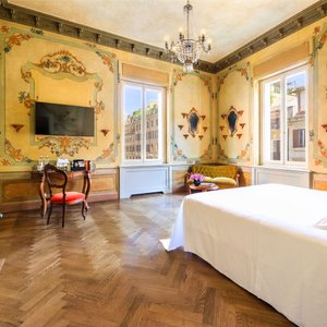 Hotel Locarno in Rome