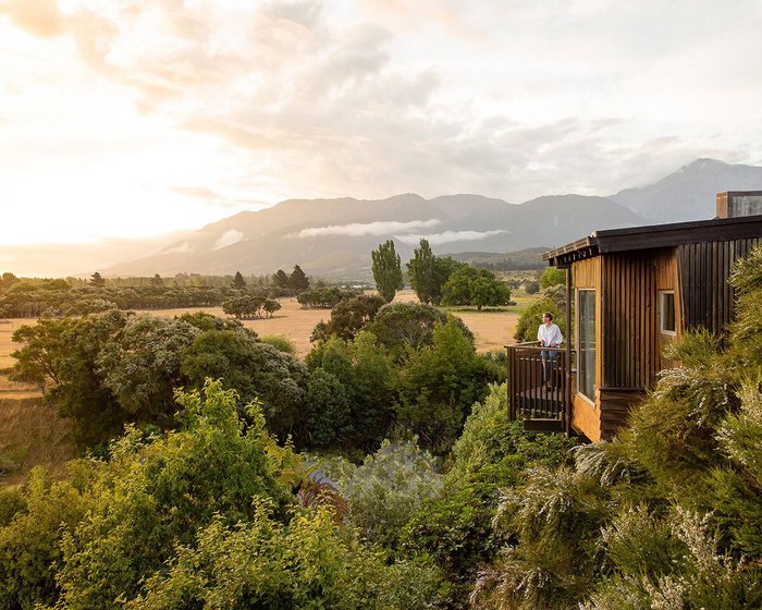 Inside New Zealand's adults-only tree hut spa