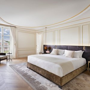 Mandarin Oriental Ritz Madrid Prado Suite Bedroom