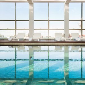 654042 Pool