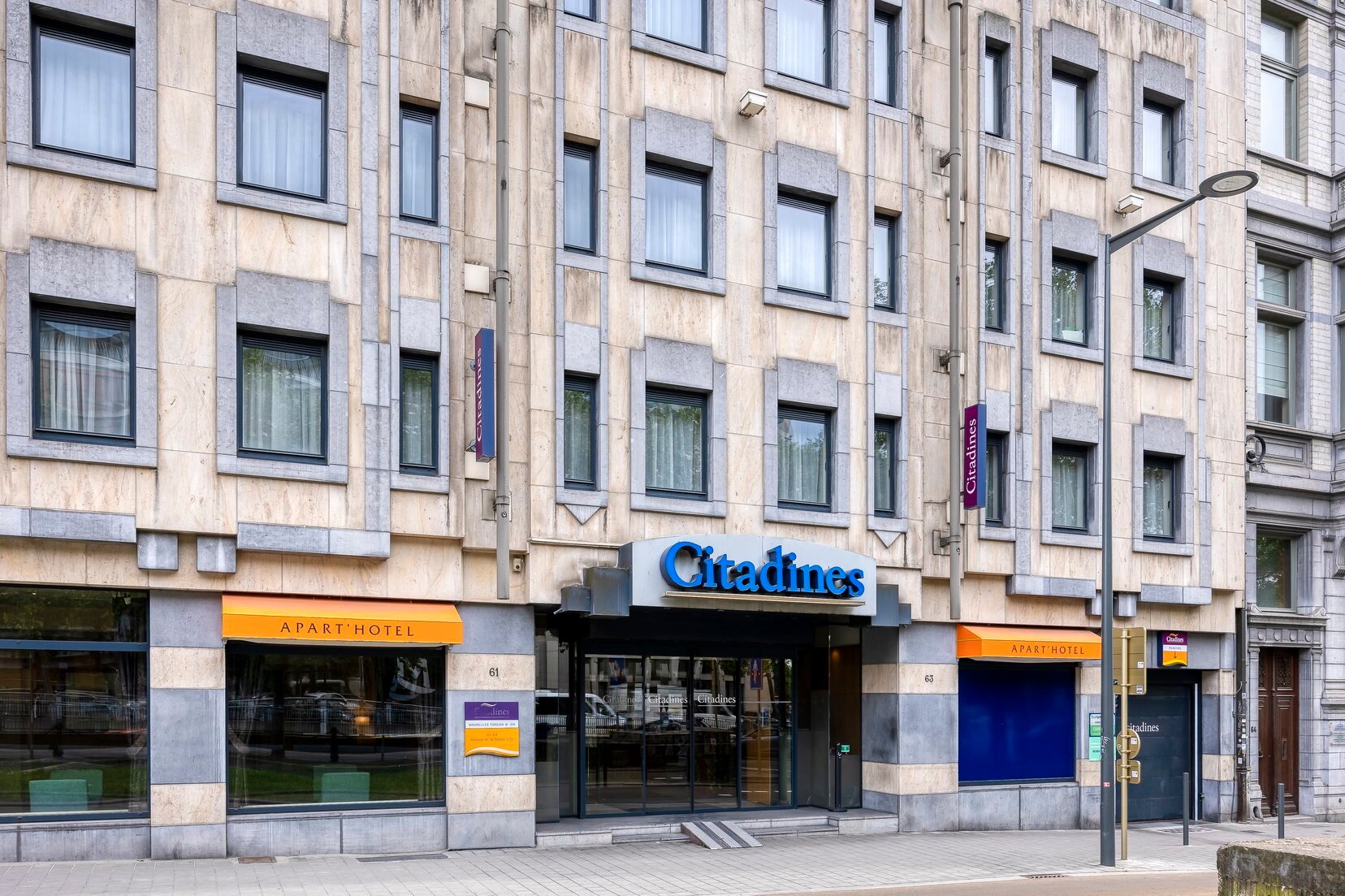 CITADINES TOISON D OR BRUSSELS 93 1 0 9 Prices