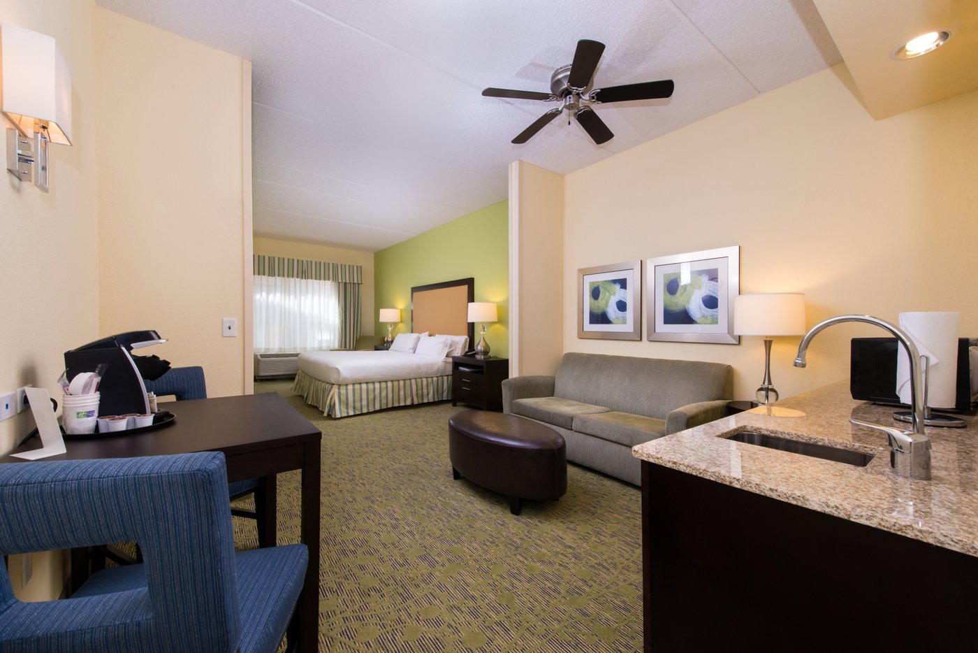 HOLIDAY INN EXPRESS & SUITES DICKSON CITY - SCRANTON, AN IHG HOTEL $125 ...