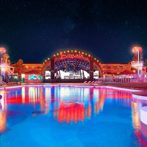 Ushuaia Pool
