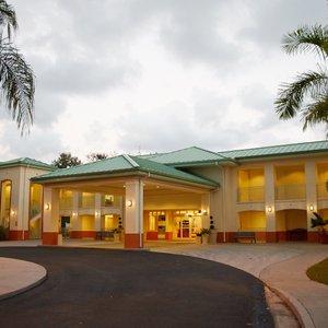 Hotel Exterior Building 678