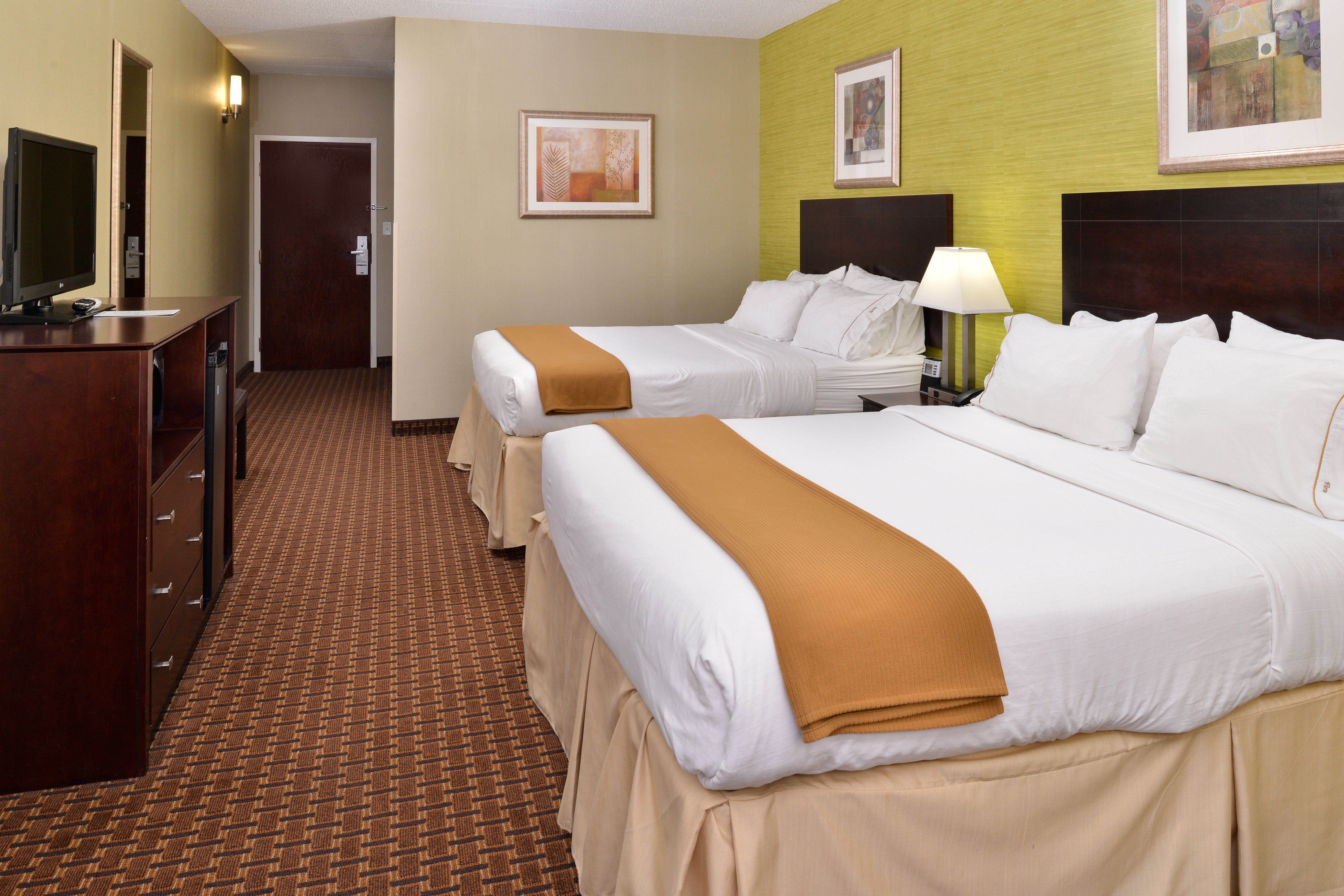 HOLIDAY INN EXPRESS & SUITES INDIANAPOLIS W - AIRPORT AREA, AN IHG ...