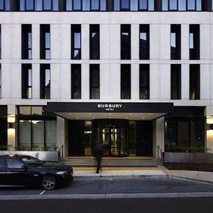 Burbury Hotel Exterior