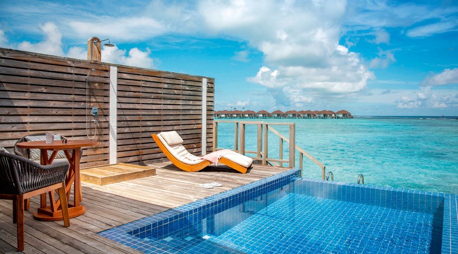 Romantic Water Villa with Pool