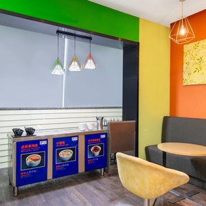 Noodle Bar 