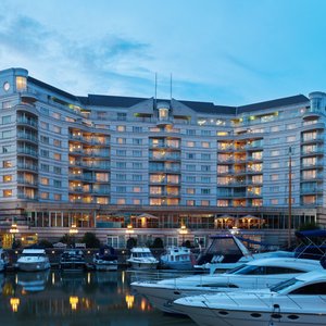 Chelsea Harbour Hotel ,Exterior