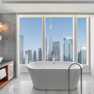 Taj Dubai - Mahraja Suite Bathroom