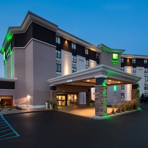 Making every stay more memorable at our Riverfront property.